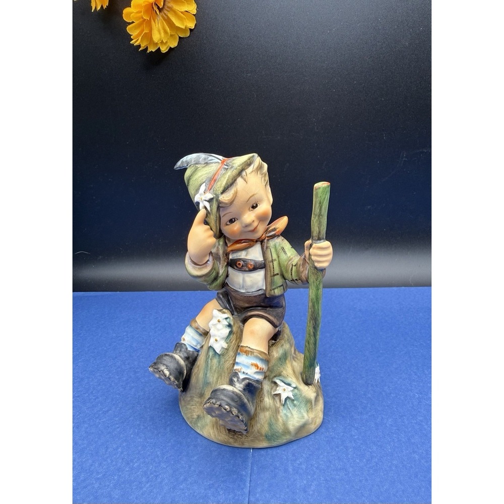 Vintage Goebel M.I. Hummel Figurine "The Mountaineer" TMK-4 #315 West Germany